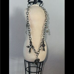NWOT Silver Cross Pendant Necklace